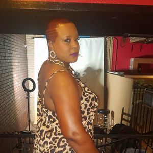 Meet your Posher, Stacy